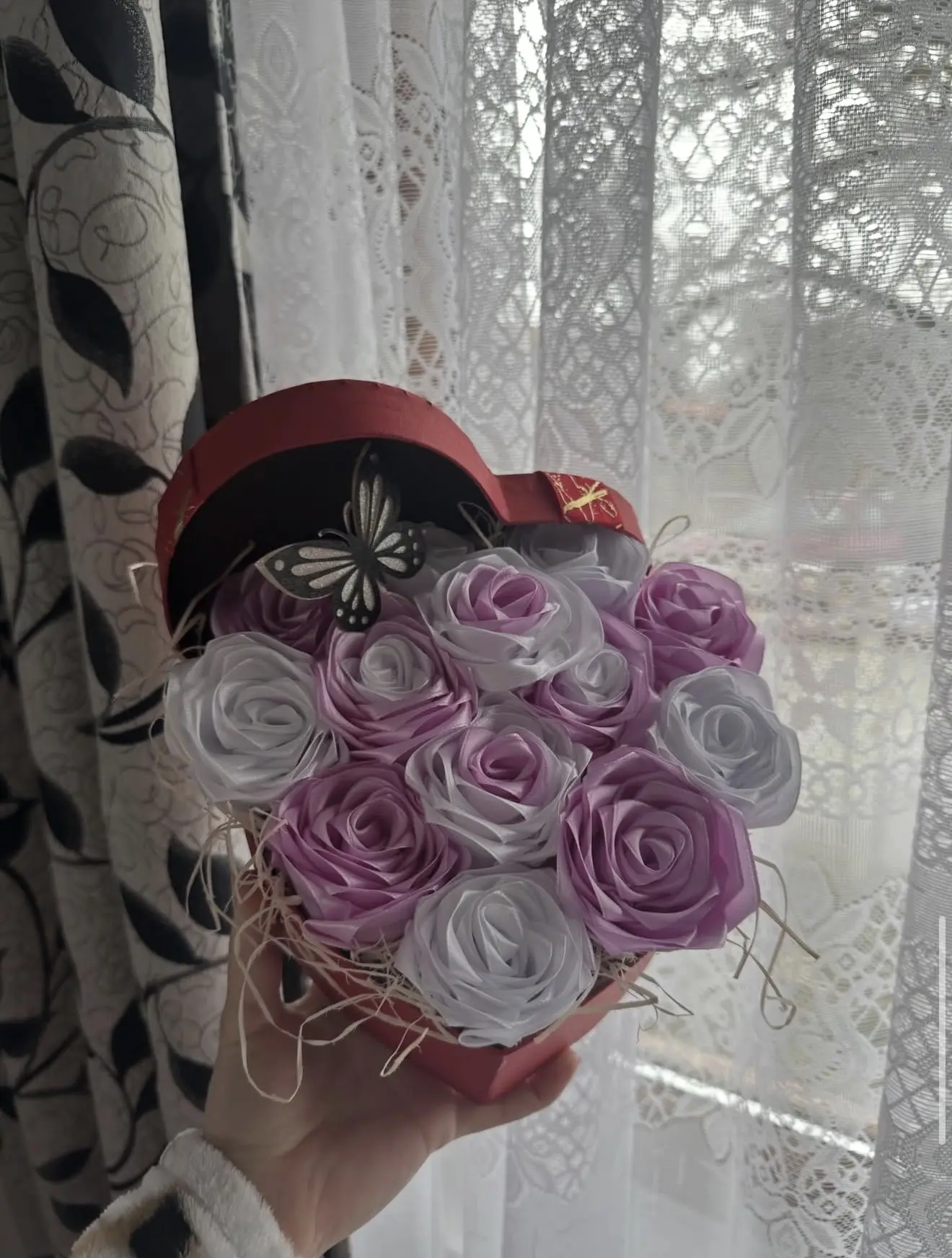 Inimă lila & alb — MLADI Roses